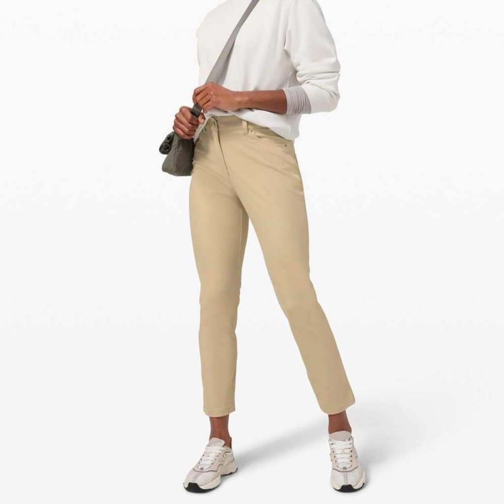 Lululemon city sleek khaki pants size 32
